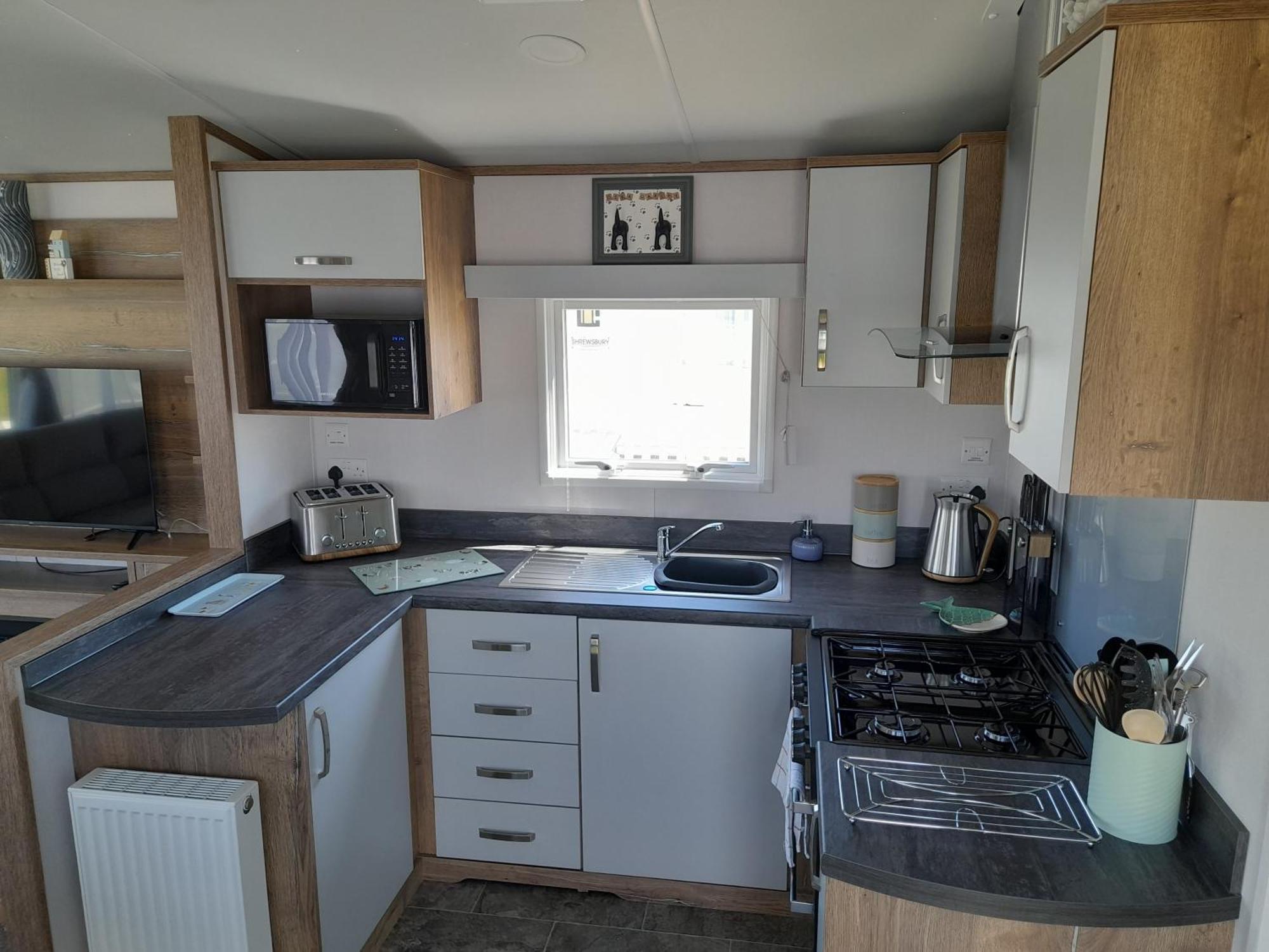 Visma Caravan Llanddwywe Eksteriør bilde